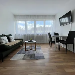 https://adriana-apartment-free-parking.stuttgart-hotel.com